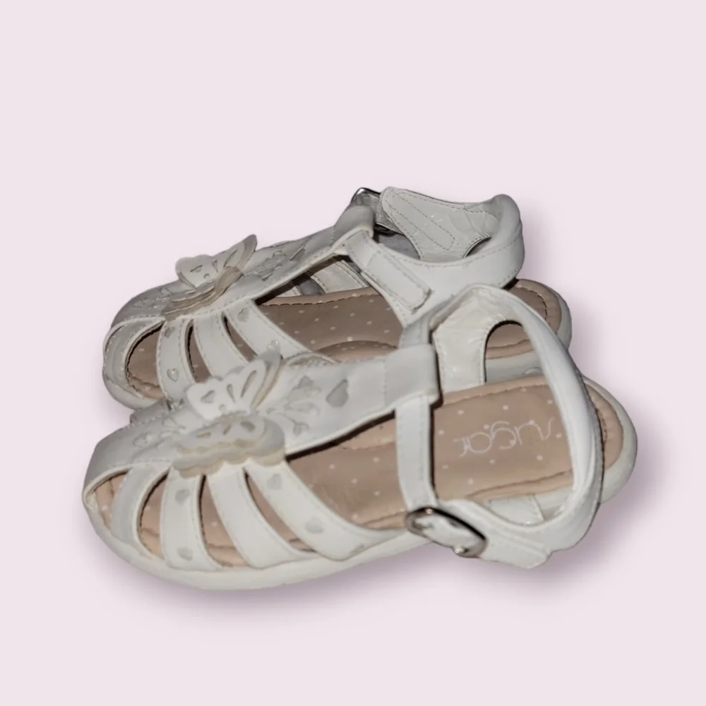 Sugar Butterfly Sandals Girl's size 10 Baby Toddler White